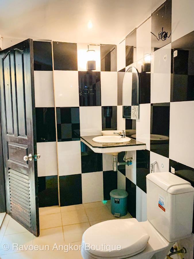 Ravoeun Angkor Boutique Hotel Siem Reap Bagian luar foto