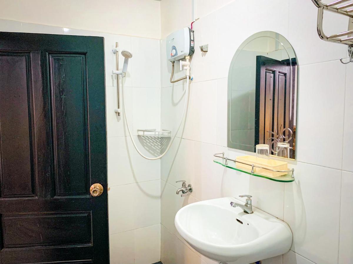 Ravoeun Angkor Boutique Hotel Siem Reap Bagian luar foto