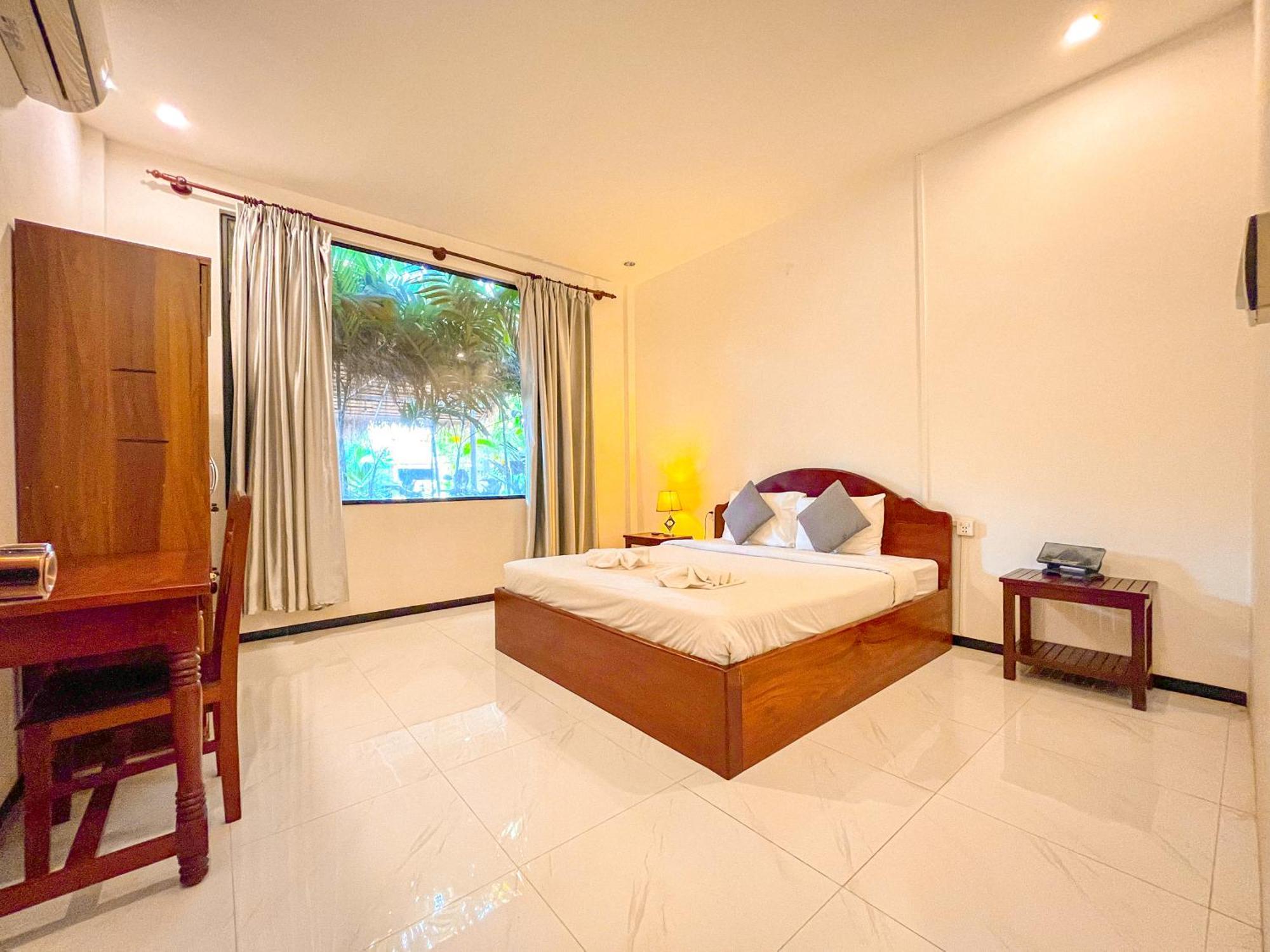 Ravoeun Angkor Boutique Hotel Siem Reap Bagian luar foto